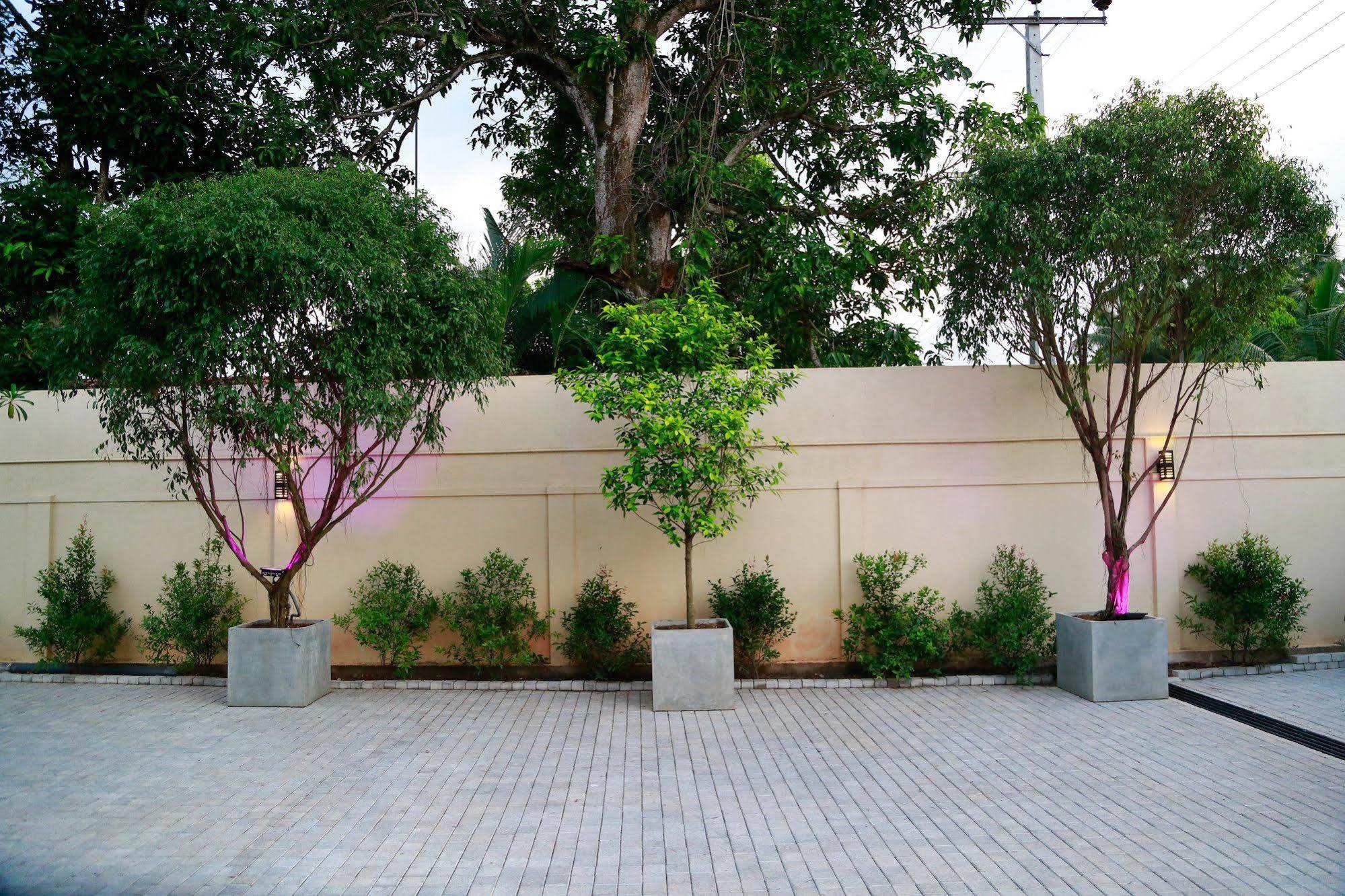 Отель Tranquil Negombo Boutique Экстерьер фото